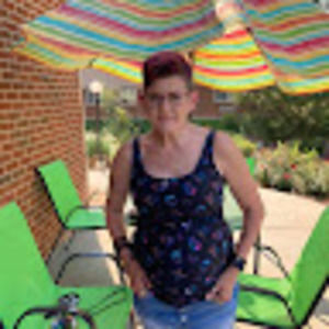 Meet your Posher, Cynthia